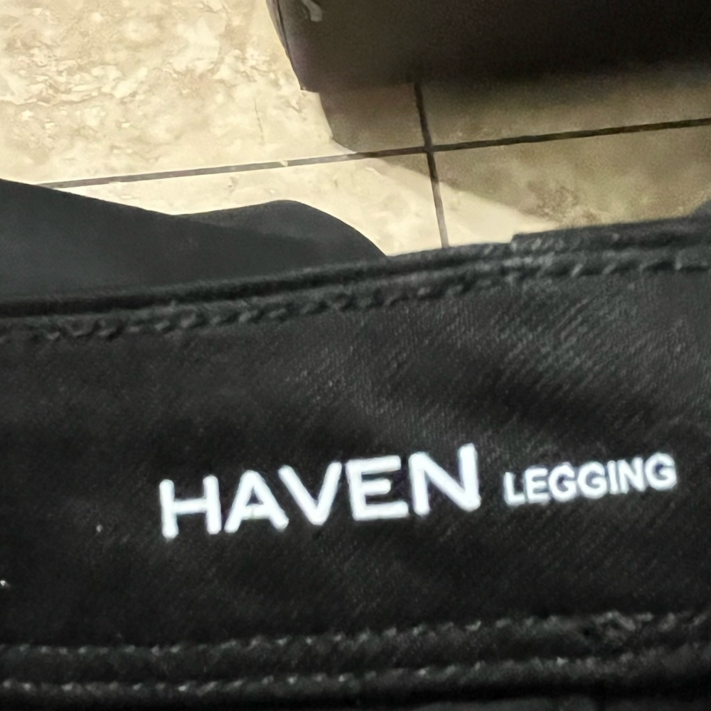 DL1961 - Picture 4 of 6